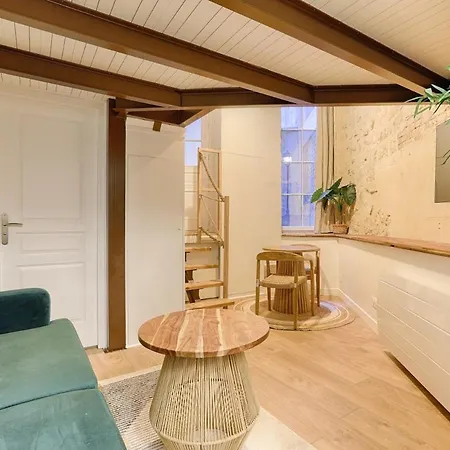 Appartement Duplex Atypique Au Coeur Du Sentier-2